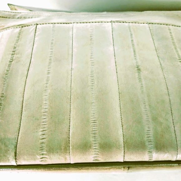 Korean Handmade Light Grey Eel Skin Crossbody - Picture 12 of 15